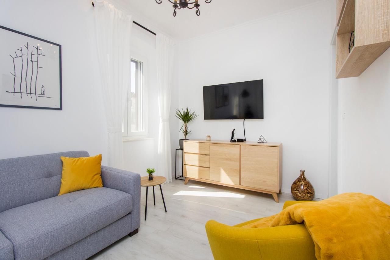 Apartment Ena ,City Center Sibenik Exterior photo