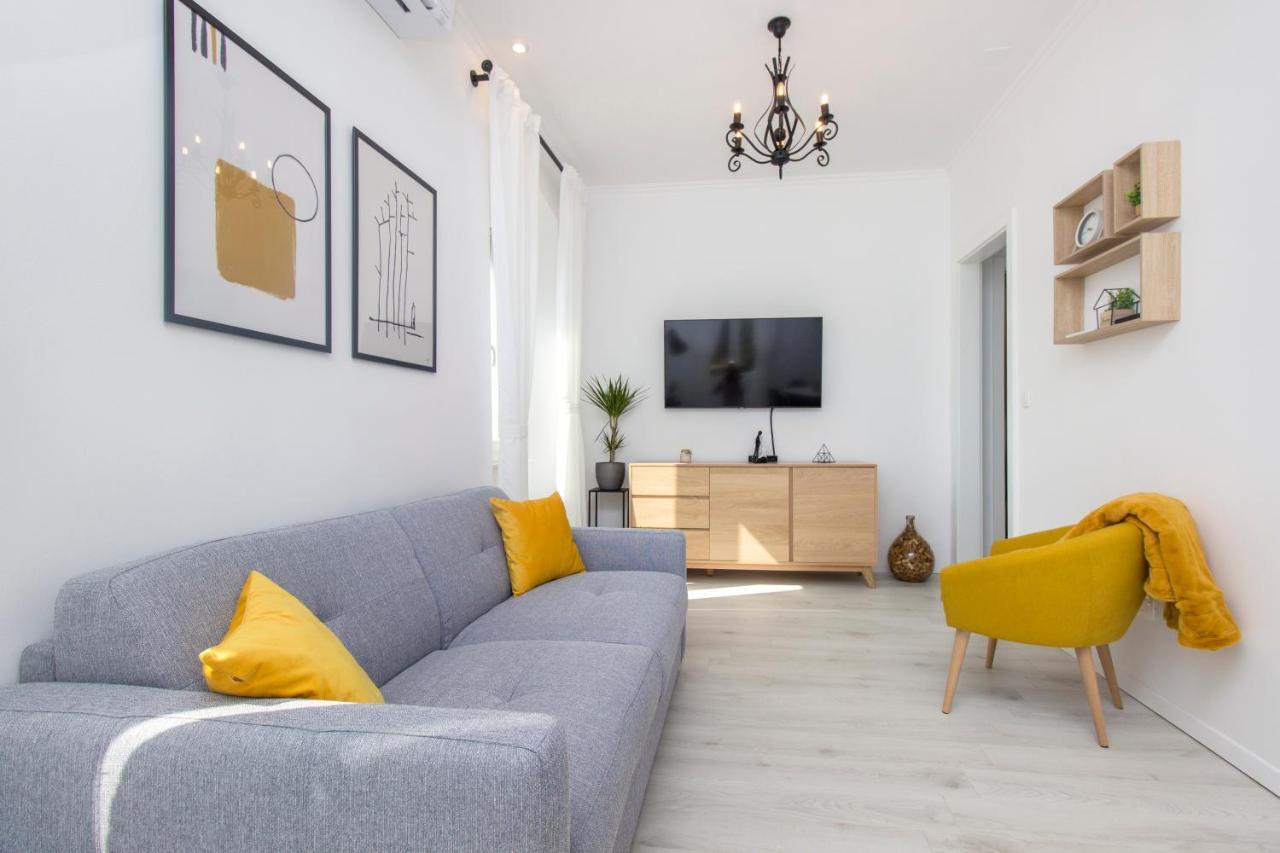 Apartment Ena ,City Center Sibenik Exterior photo
